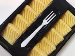 绿豆糕-绿姿鲜奶烘焙(新城花园店)