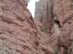 -天山神秘大峡谷