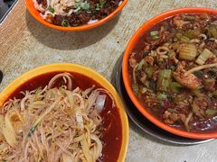 -玲玲米粉·新疆现炒米粉(大十字总店)