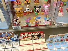 -泡泡玛特POPMART(黄岛新城吾悦店)