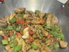 -黄泥岗·地道湖北菜(奥特莱斯店)