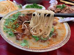 -金杨拉面王小吃面馆·牛三宝面·红烧牛肉粉