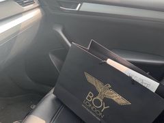 -BOY LONDON(上海佛罗伦萨小镇店)