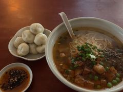 -佬钱湾仔(衣裳街店)