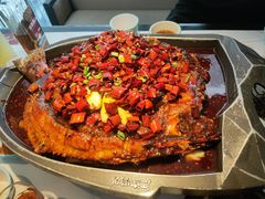-江边城外烤全鱼(世茂广场店)