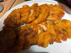 招牌虾饼-卢大鲜鱼头捞饭(美利广场店)