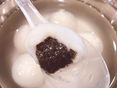 -华中科技大学东三学生食堂