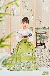-小阿福儿童摄影(光谷时代广场店)