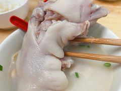 -雷祖芳老妈蹄花店
