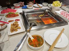 -海底捞火锅鲜切牛肉主题店(长寿路店)