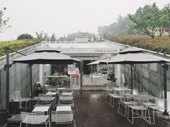 -UNI UNI(环亚凯瑟琳店)