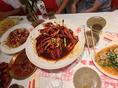 -肥肥虾庄·金牌油焖大虾(汉口城市广场店)
