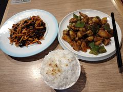 -护国寺小吃店(红莲南路店)