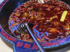 -何师傅美蛙鱼头(汉街店)