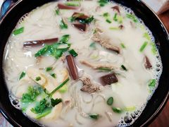 -鸭小妹鸭血粉丝(老门东店)
