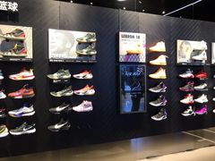 -NIKE品牌体验店(金源新燕莎店)