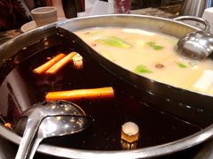 -肖肖酸萝卜鱼火锅(总店)