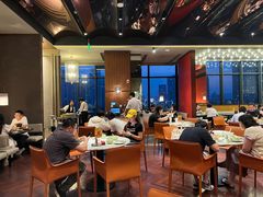 -蝴蝶里·粤菜·点心(滨江龙湖店)