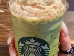 双杯冰星巴克山茶花漾拿铁-星巴克臻选(深圳万象天地旗舰店)