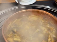 -阿山卓·野生菌火锅·纳西火塘烤肉