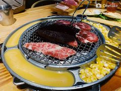 -青瓦炭韩潮烤肉(花园道店)
