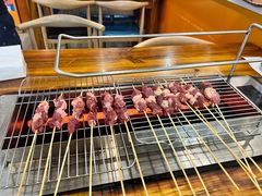 -哈尔滨小酒馆·鲜肉现穿自助烧烤(康新花园店)