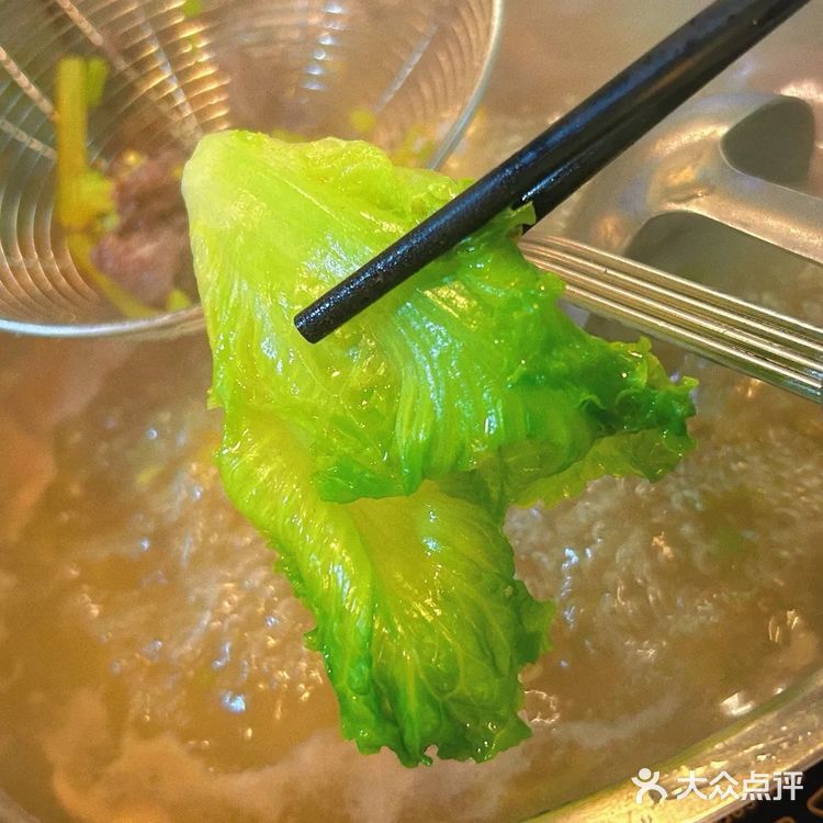 🥘 【美食发现】平盛牛肉火锅，一口惊艳！