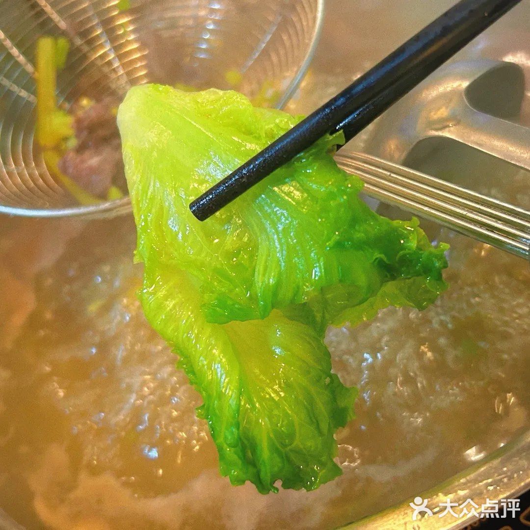 🥘 【美食发现】平盛牛肉火锅，一口惊艳！
