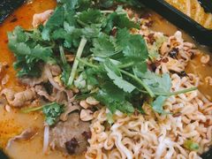 -Hi Joopo Hot Pot 吉阿婆麻辣烫