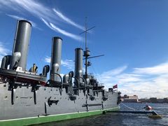 -阿芙乐尔号巡洋舰