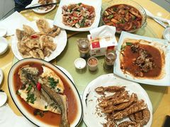 -阿华海鲜饭店(山河路店)