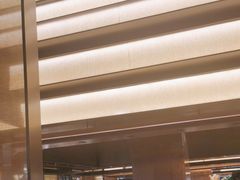 -钱小奴海鲜自助黑金店(杭州滨江龙湖店)