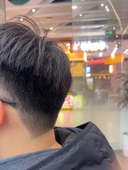 -川和潮人