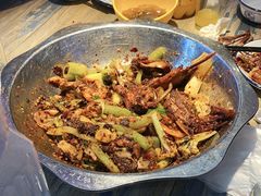 -嘎嘎鸭下巴·爆辣干锅(明教寺店)