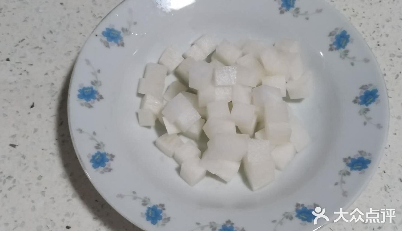 酸辣可口而且脆爽解腻的酸辣萝卜丁