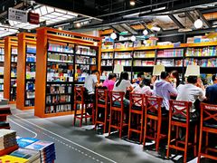 -西西弗书店&矢量咖啡(凯德晶萃广场店)