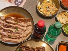 -草家酱蟹炭火烤肉店(珲春南路一店)