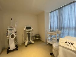 -JNK皮肤管理中心