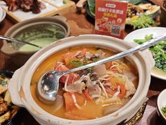 -老滇山寨•云南特色菜•地方菜•民族风情歌舞表演(金碧店)