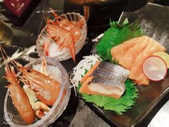 -半岛翡丽海鲜自助餐厅(观风亭店)