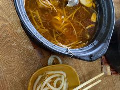 -天瑞福云南过桥米线(十里河店)