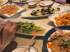 -小船渔村•大连菜•大连焖鱼(黄河路店)