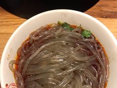 -万记麻辣烫国展总店