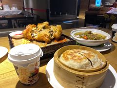 -東舍食唐精品陕菜馆