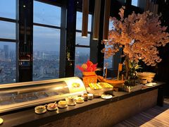 -唐拉雅秀酒店-西锦汇空中BBQ·思创餐厅