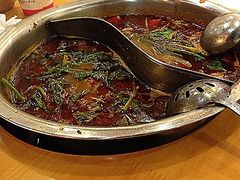 鸳鸯锅-季季红火锅(柳州广惠商业店)