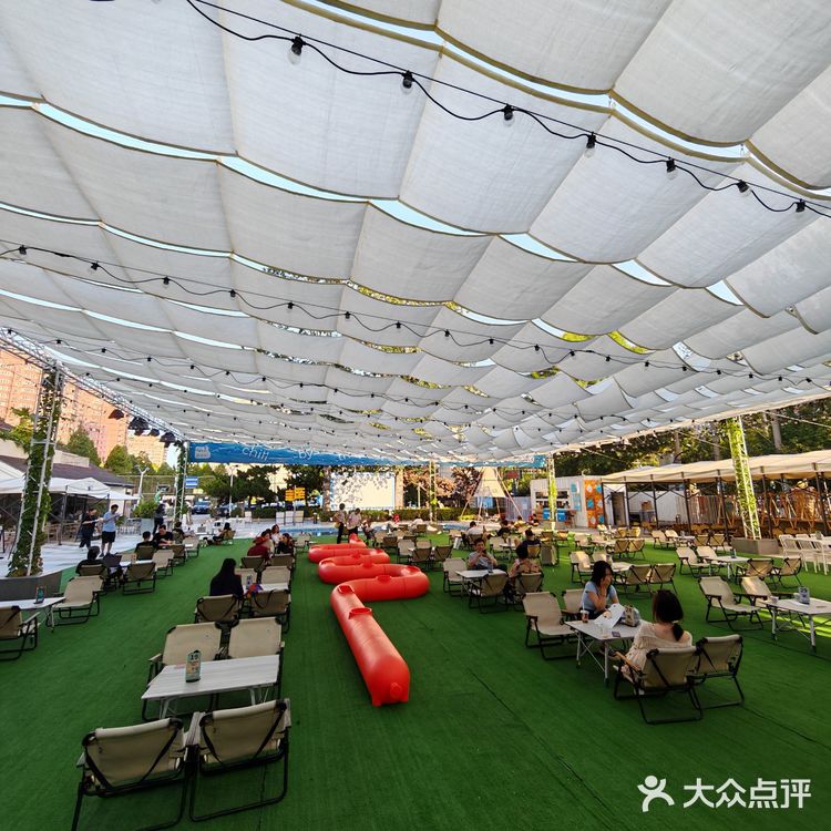 团结湖餐酒吧,环境超好适合脑袋放空!