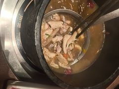 -蘑界·野生菌火锅(深业上城店)