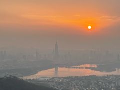 -紫金山山顶公园