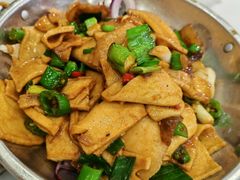 -江城燕子大排档(江汉路步行街店)